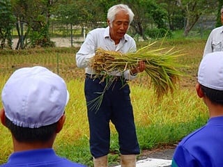 景山さんの刈り方の手ほどきです。